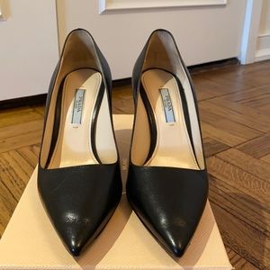 Prada black pump
